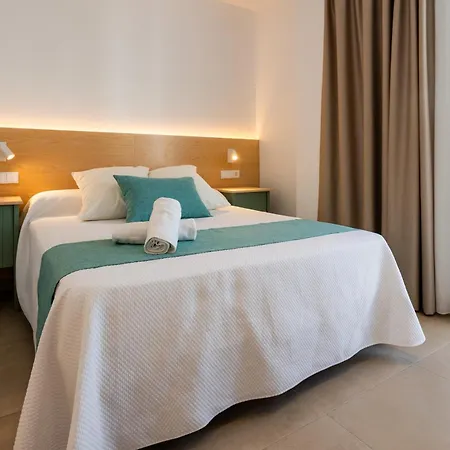 Oasis Centro Szálloda *